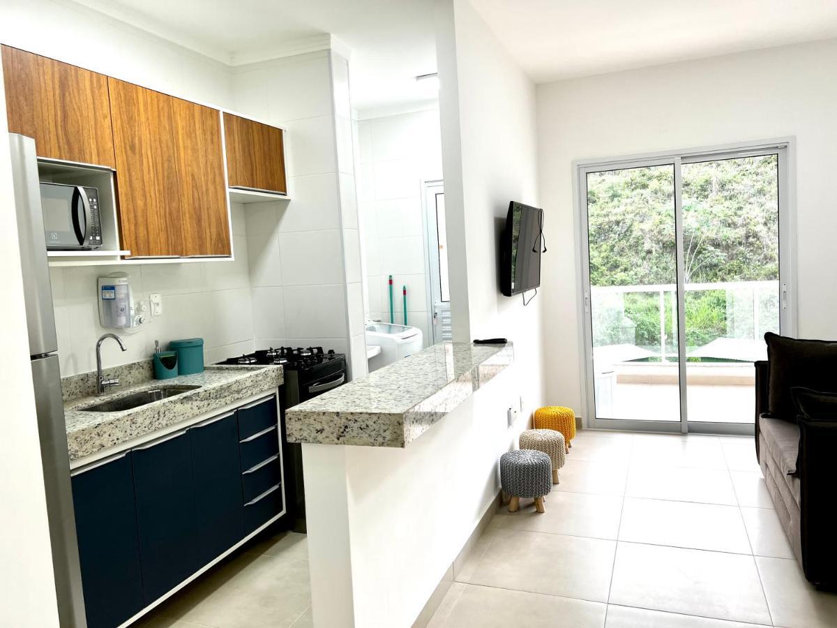 Moderno, Compacto E Com Piscina Apartamento