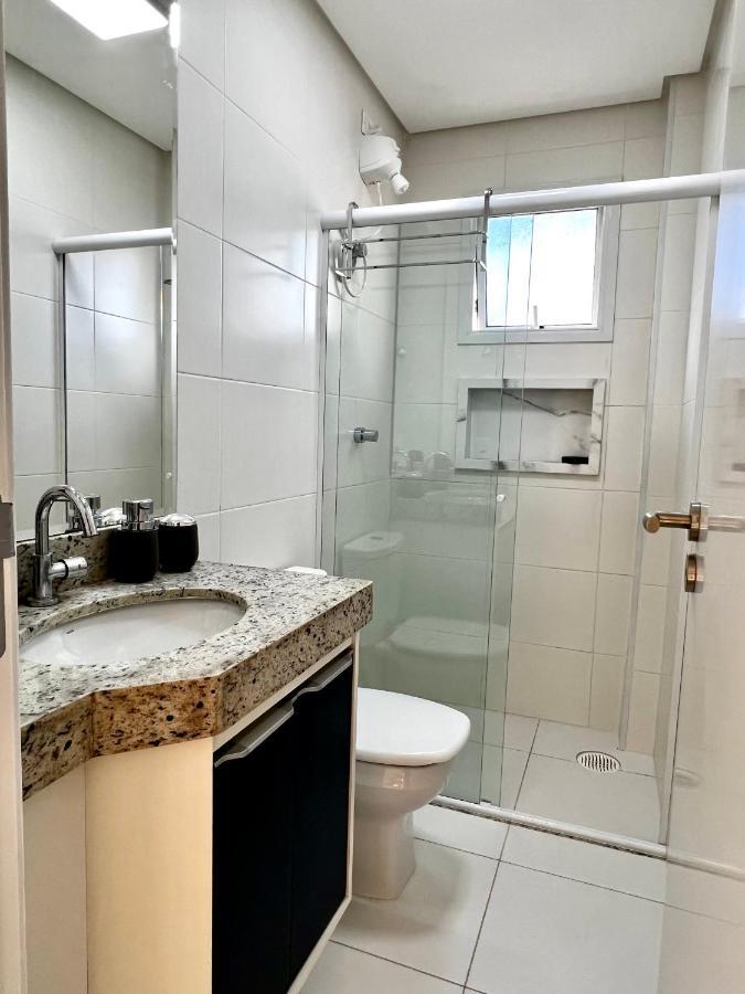 Moderno, Compacto E Com Piscina Apartamento Ubatuba