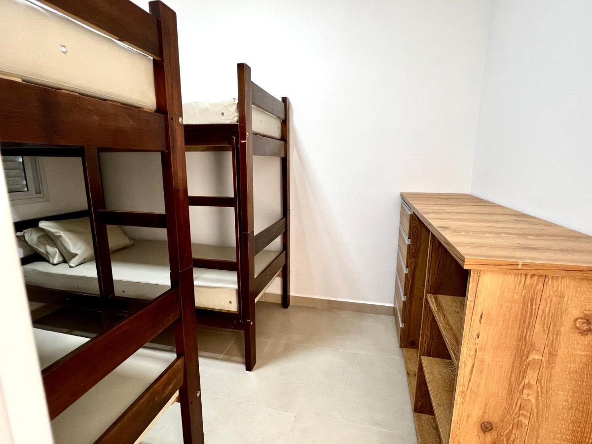 Moderno, Compacto E Com Piscina Ubatuba
